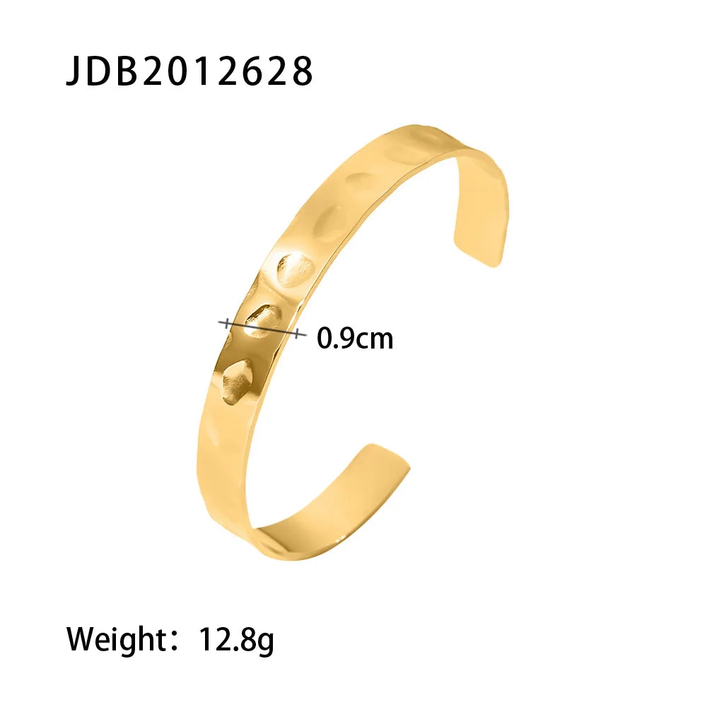 Uworld Simple Statement 18k Gold Color Cuff bracelet Stainless Steel Jewelry Waterproof Opening Cubic Zirconia Bangles For Women