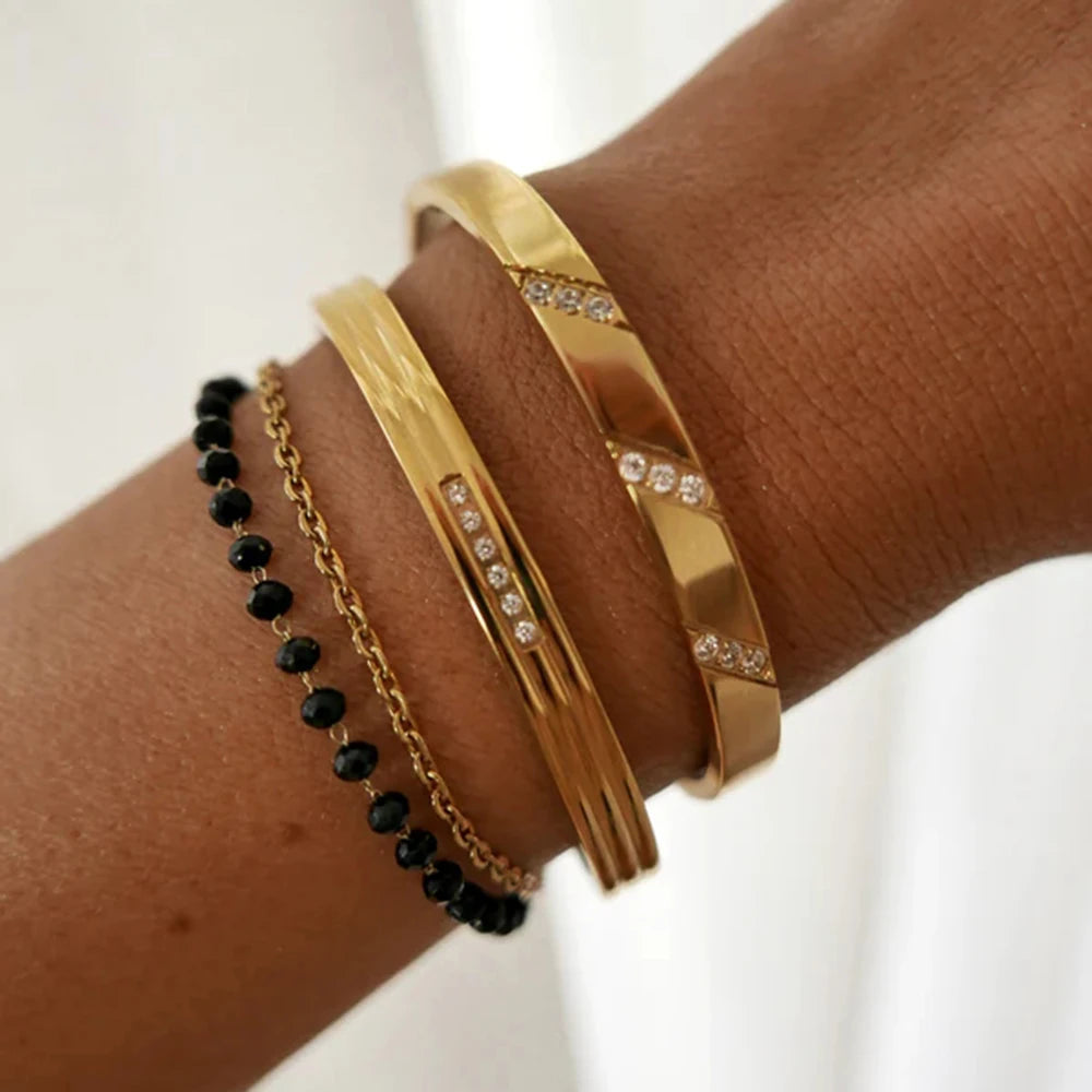 Uworld Simple Statement 18k Gold Color Cuff bracelet Stainless Steel Jewelry Waterproof Opening Cubic Zirconia Bangles For Women