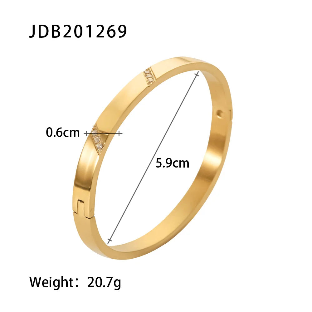 Uworld Simple Statement 18k Gold Color Cuff bracelet Stainless Steel Jewelry Waterproof Opening Cubic Zirconia Bangles For Women