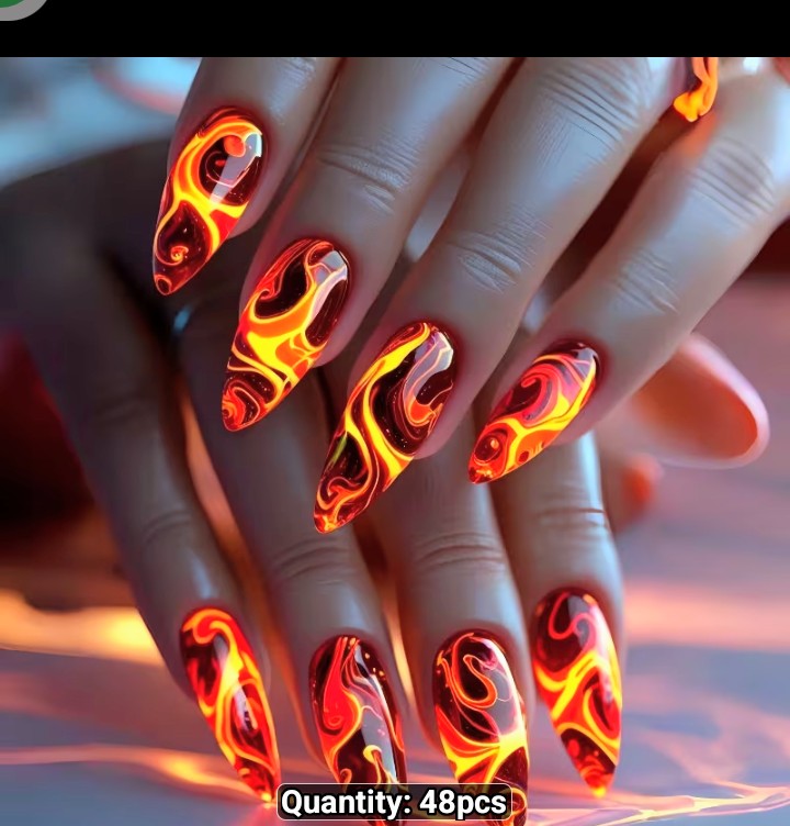 Press on nails