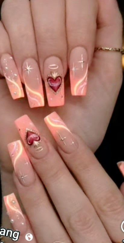 Press on nails