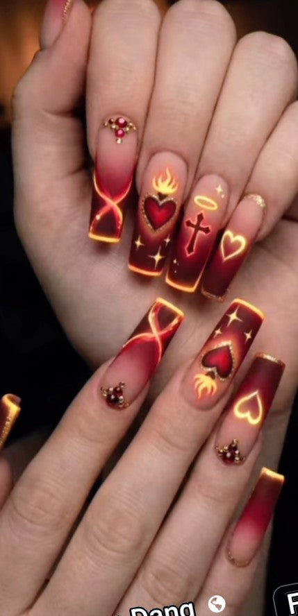 Press on nails